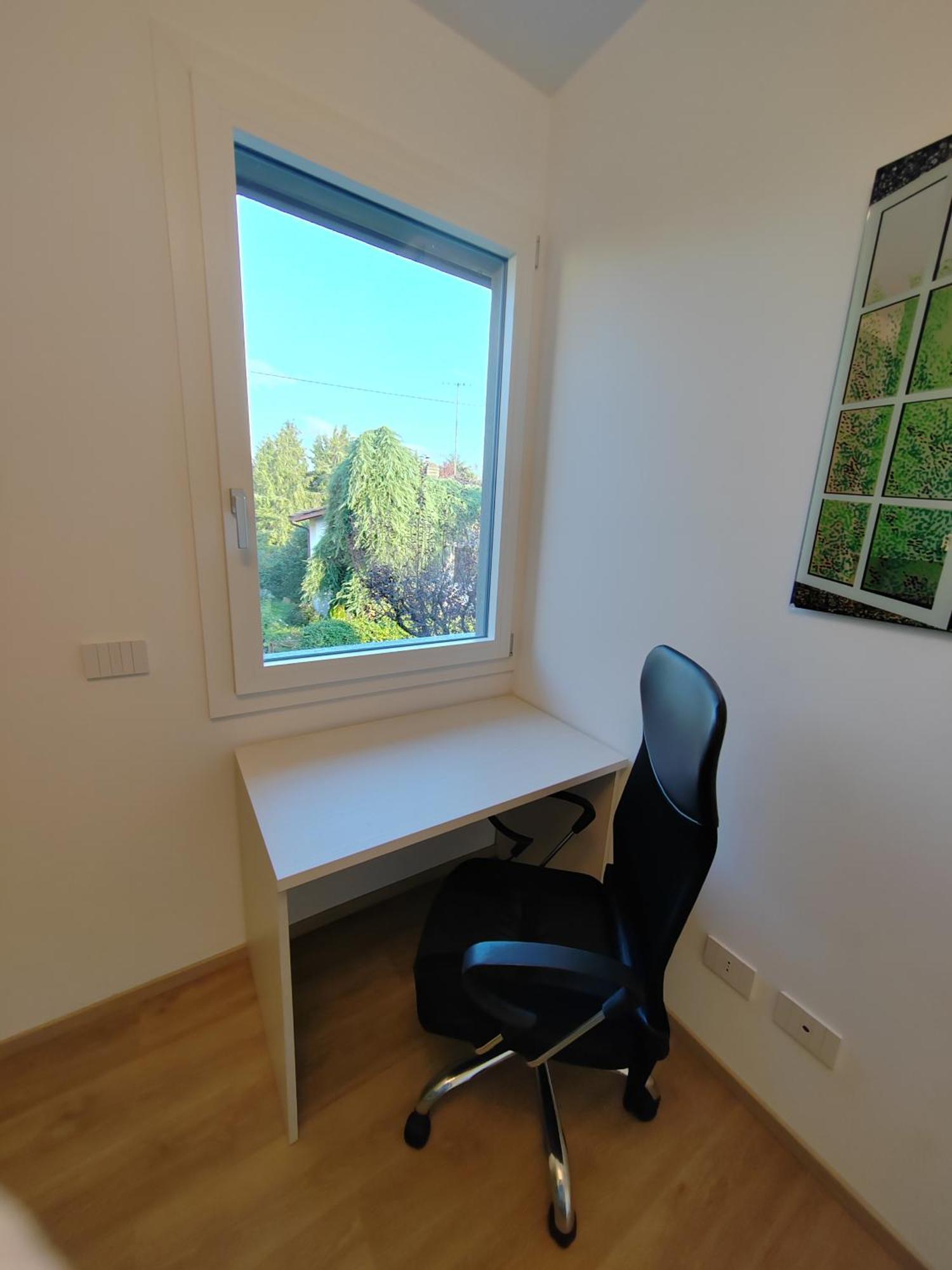 La Terrazza - Very Quiet - Free Park - 3 Min From Varese Center And Lake - Air Conditioning - Cycling Friendly Exterior photo